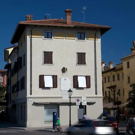 Apartment Old Harbour House